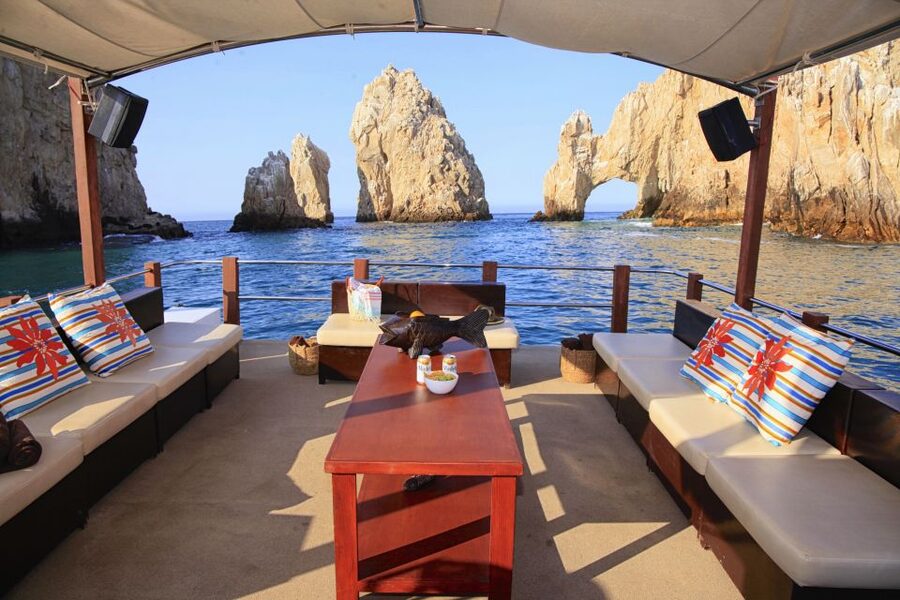 Cabo San Lucas: Private Catamaran Tour with Snorkeling - Key points at a glance