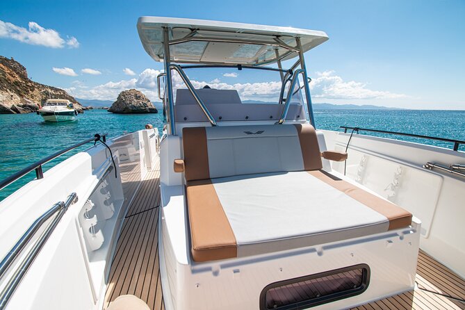 Cagliari 3 Hours Luxury Motorboat Tour - Wine and Snorkeling - Forty-five minutes of views, then two hours in the water