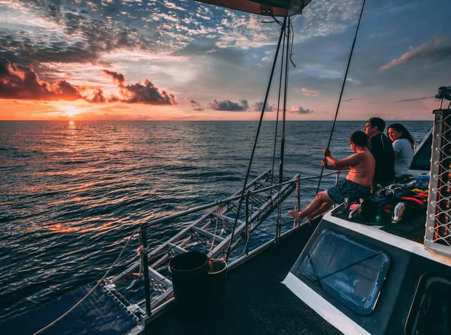 Cairns: 2-Day Great Barrier Reef Dive and Snorkel Boat Trip - The snorkeling option is the core price