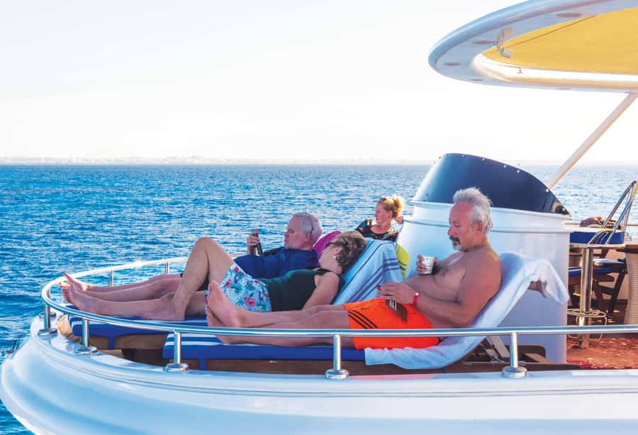 Cairo: Luxury Snorkeling Cruise & lunch with optional pickup - The yacht ride to the reef