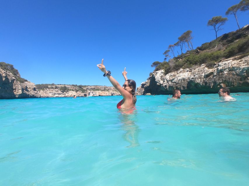 Cala des Moro/S'Almunia: Snorkel and SUP Tour - Snorkeling in clear water around S’Almunia