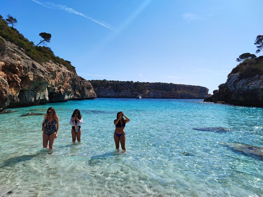 Cala des Moro/S'Almunia: Snorkel and SUP Tour - Starting with S’Almunia’s fishermen’s huts and natural pool