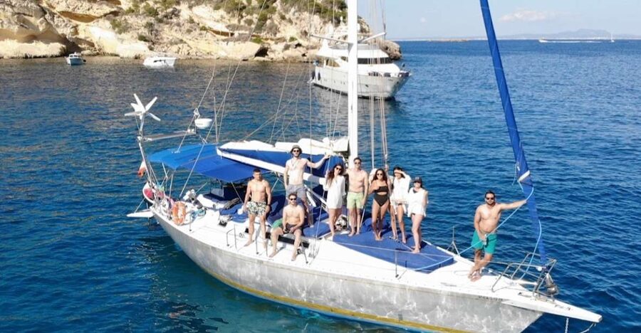 Can Pastilla: Sailboat Tour with Snorkeling, Tapas & Drinks - Cap Enderrocat: the first stop for water time