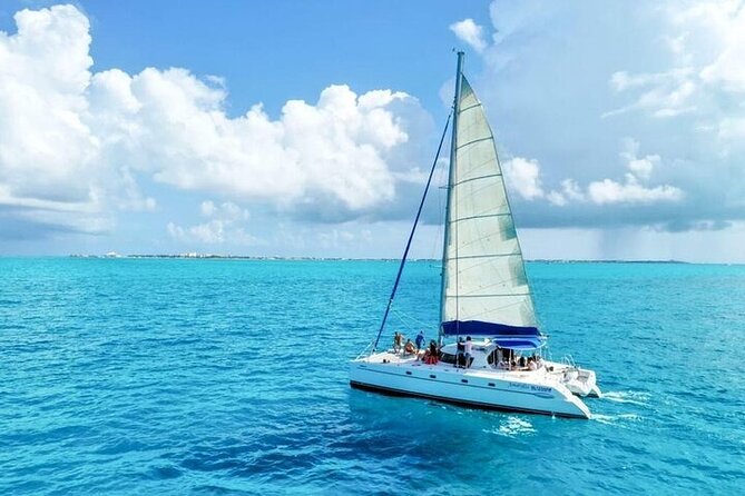 Cancun's Best: Catamaran to Isla Mujeres, Snorkeling & Drinks! - The beach-club buffet: useful, but not guaranteed to impress
