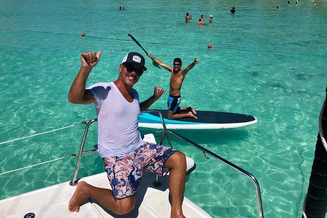 Cancun to Isla Mujeres Private Catamaran Cruising Snorkeling Fun! - Arriving at Playa Norte and the beach club