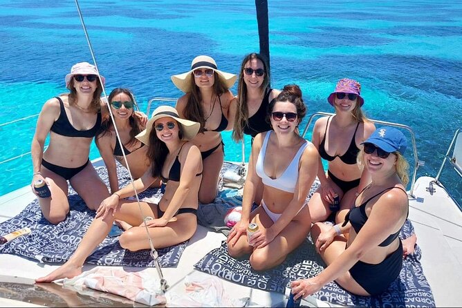 Cancun to Isla Mujeres Private Catamaran Cruising Snorkeling Fun! - What the $543.48 price means