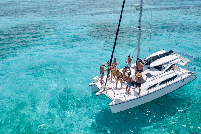 Cancun to Isla Mujeres Private Catamaran Cruising Snorkeling Fun! - The first two hours: snorkeling near Cancun