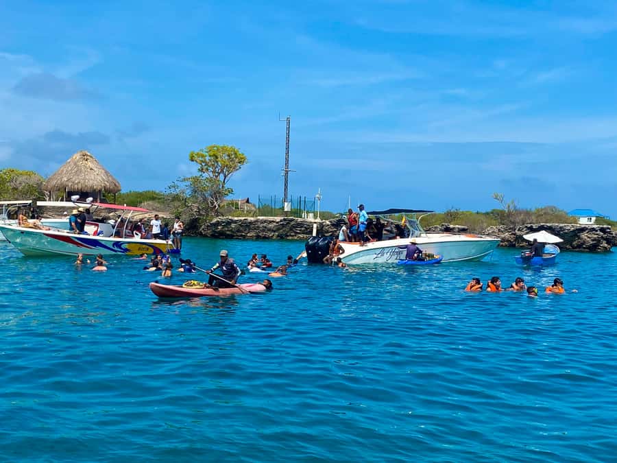 Cartagena: 5-Island Trip by Boat with Lunch and Snorkeling - The glowing plankton after dark