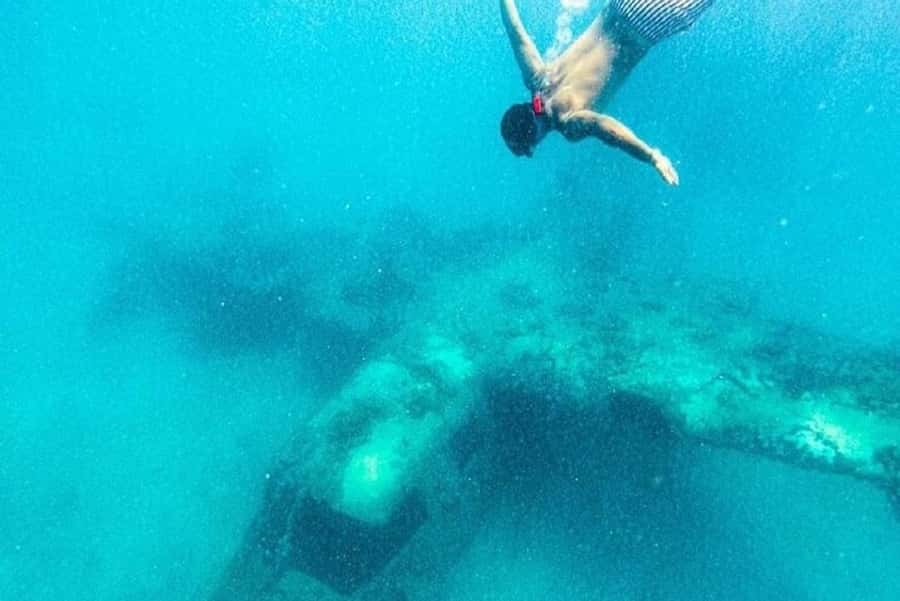 Cartagena: 5 Islands Premium Tour with Lunch and Snorkeling - Rosario Islands, Pablo Escobar’s plane, and your water choice