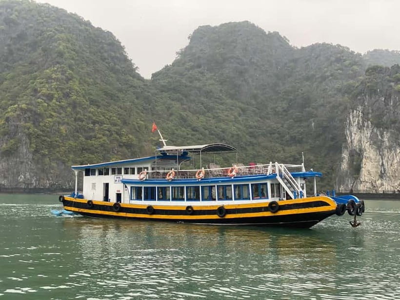 CAT BA: LAN HA & HALONG BAY – KAYAK, BIKE, LUNCH, SNORKEL - Cycling or taking an electric car to Viet Hai