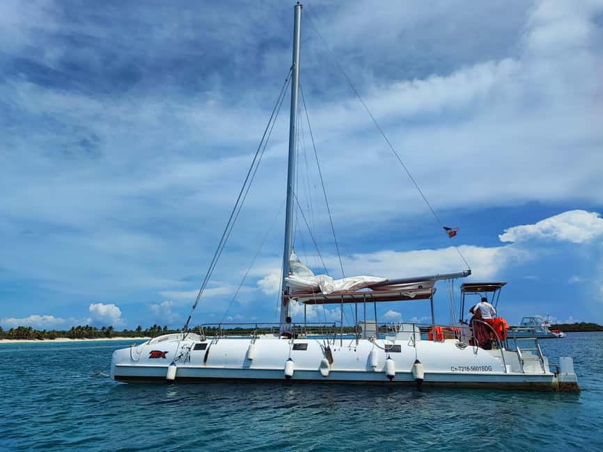 Catalina Island Comfort: Snorkeling & Catamaran Experience - From Los Melones to the Bayahibe marina