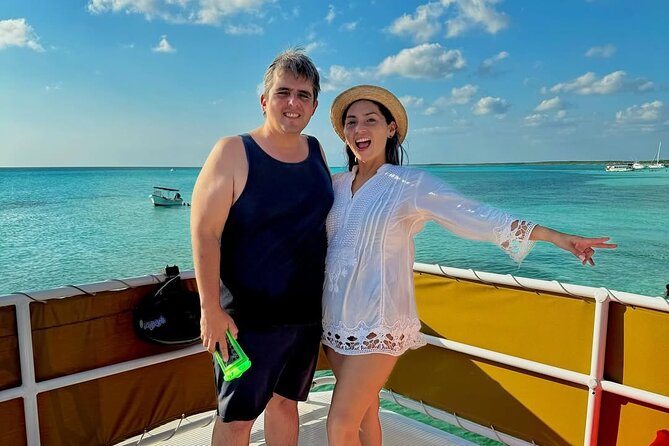 Catamaran Excursion + Open bar + Snorkeling at El Cielo - Boat comfort and organization need careful attention