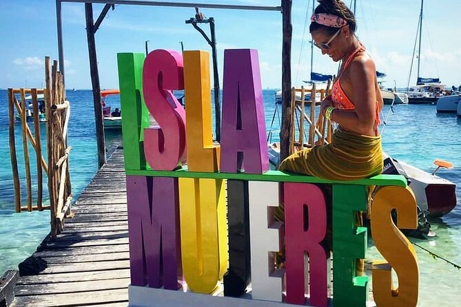 Catamaran Sailing to Isla Mujeres with Snorkeling, Lunch & Open Bar included - Sailing from Cancun for a full day at sea