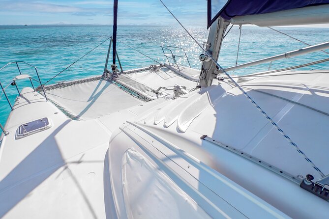 Catamaran Snorkeling with Openbar & Lunch Cancun to Isla Mujeres - Lunch at a private beach club
