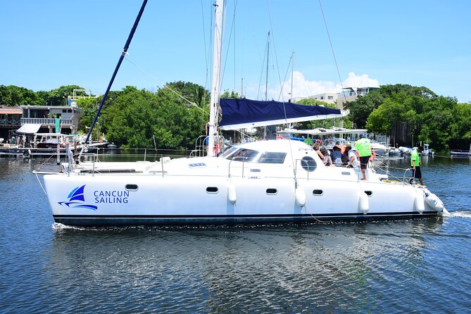 Catamaran Tour to Isla Mujeres, Open bar, Lunch, Snorkeling, Beach Club Included - Who will enjoy this catamaran most
