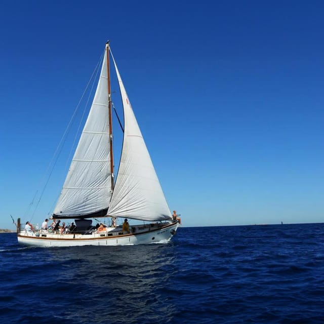 Catania: Boat Trip with Aperitif, Prosecco and Snorkeling - Sicilian aperitivo with prosecco