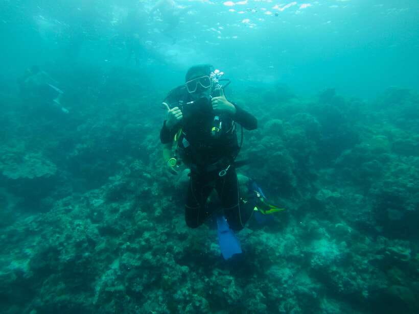 Cebu: Moalboal Scuba Diving with Sardines and Turtle Snorkel - What I would pack