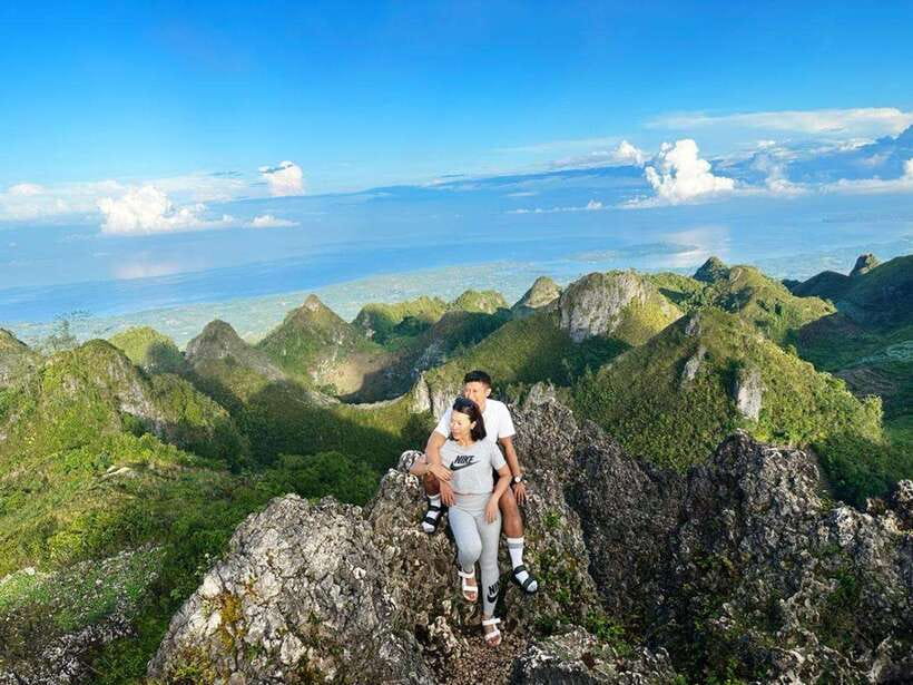 Cebu: Osmeña Peak hike and Sardines Run Snorkel adventure - From a cool Cebu summit to warm Moalboal water