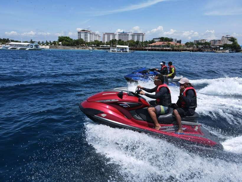 Cebu: Snorkeling + 3 Water Activity Tour - Should you book the Nalu Dive water activity tour?