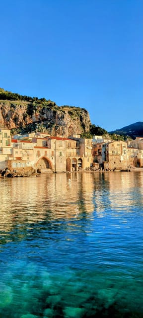 Cefalù: Mini Yacht with Snorkel Stops, Caves and Aperitif - Meeting at the port and getting aboard Étolie