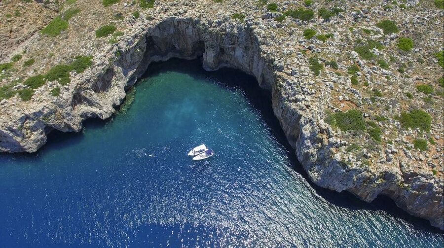 Chania: Boat Trip with Guided Snorkeling & Stand-Up Paddling - Should you book it?
