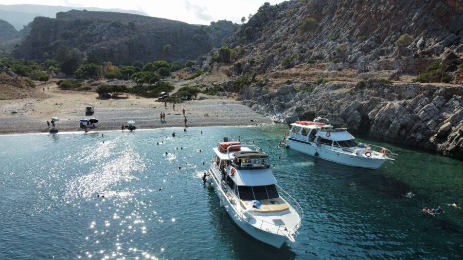 Chania: Menies Beach & Chironisia Bay Cruise with Snorkeling - Why this short Chania cruise works