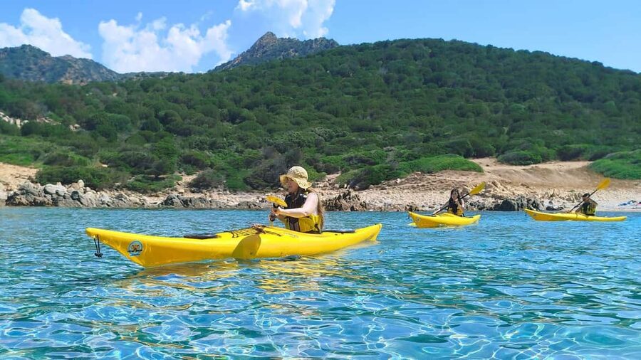 Chia: kayak tour to Tuerredda with snorkeling - Perda Longa, the first proper pause