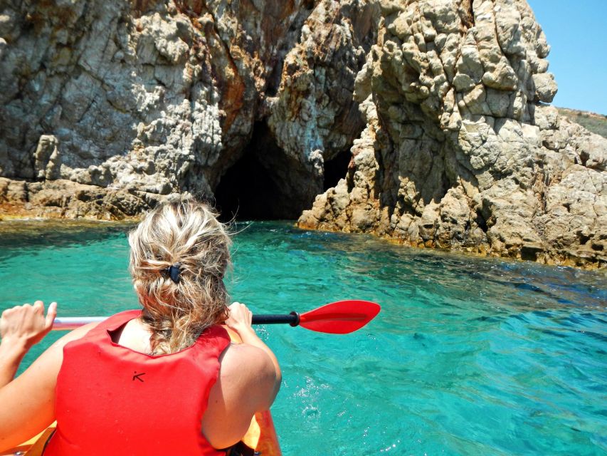 Chia: Kayaking the Wild Side and Snorkeling in Secret Beach - Local guides are a major part of the value
