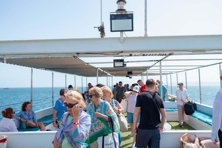 Conquest 2 Hour Semi Submarine with snorkeling from Hurghada - What the Hurghada semi-submarine actually offers