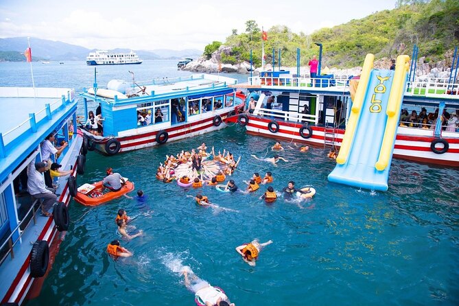 Coral Reef Snorkeling and Floating Bar Party from Nha Trang - Brunch after the water time