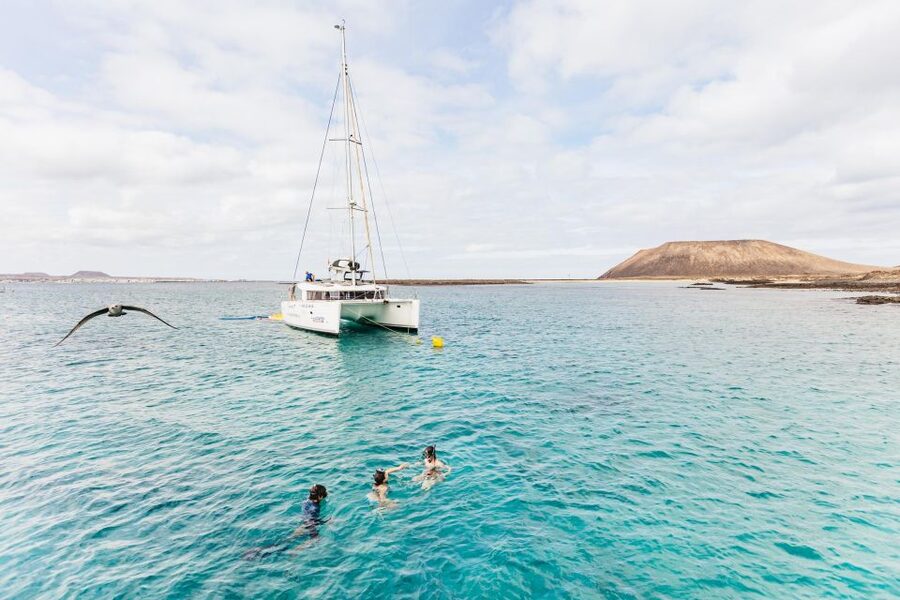 Corralejo: Lobos Island Catamaran Tour with Drinks & Snorkel - Is this tour worth booking?