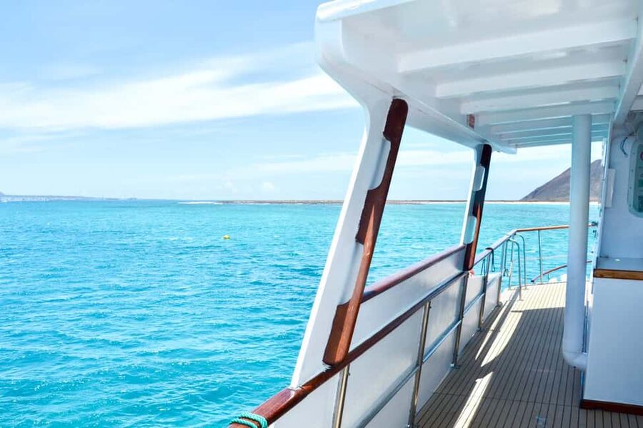 Corralejo: Snorkeling on Lobos Island & Return Ferry Ticket - Getting from Corralejo to Lobos in 20 minutes