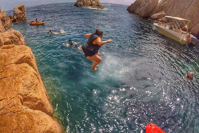 Costa Brava Tour with Kayak & Lagoon Snorkeling - Free time, beach food, and the late lunch break