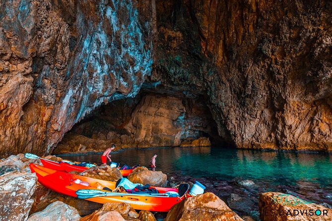 Cova dels Orguens: Cave Exploring Kayak & Snorkel Tour in Javea - Paddling toward Cap Negre