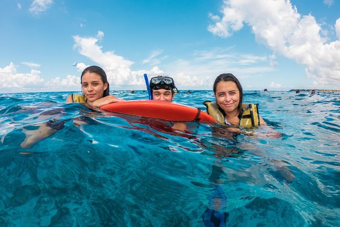 Cozumel Catamaran Snorkeling Tour & lunch - Practical preparation for the meeting point