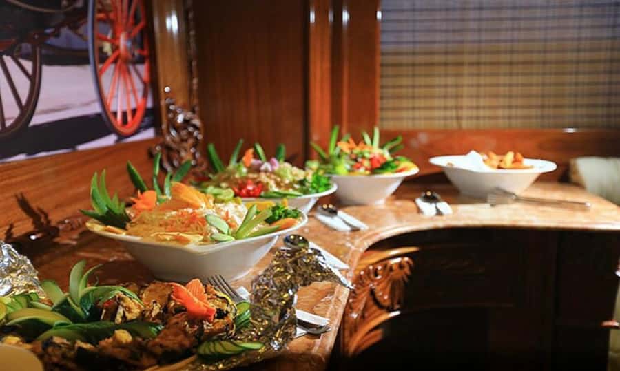Dahab: luxury Snorkeling cruise with buffet lunch - What to bring and what to confirm