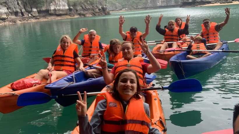 Đảo Cát Bà : 1Day Kayaking,Swimming,Cycling,Snorkeling,Lunch - What the guides add to the experience