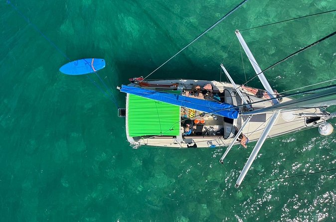 Day Lagoon 100% Sailing stops Snorkelling Paddle - Who will enjoy this day most?