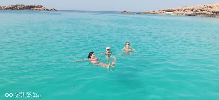 Daymaniyat Island: Snorkelling Tour with Tasty Lunch - Wildlife: turtles first, then the surprises