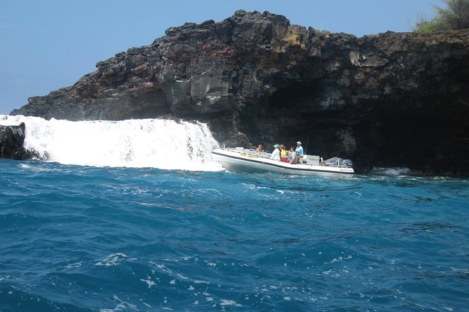 Deluxe Morning Snorkeling Adventure - Honaunau Bay and the Place of Refuge
