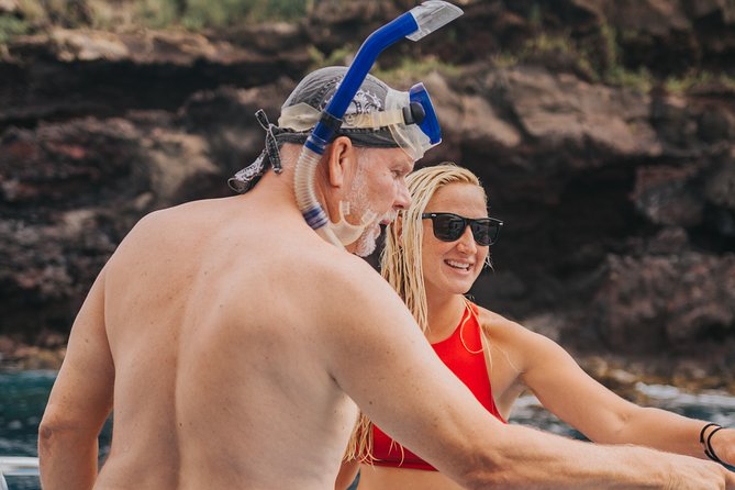 Deluxe Snorkel & Dolphin Watch Aboard a Luxury Catamaran from Kailua-Kona - Who should choose this catamaran cruise?