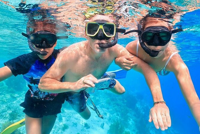 Double Dip Snorkel Trip - The boat ride and the welcome aboard
