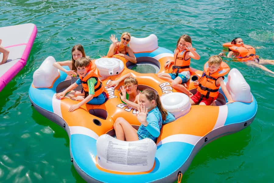 Dubai: Yacht Cruise with Swimming, Snorkeling and BBQ Lunch - Quick reasons to consider this yacht day