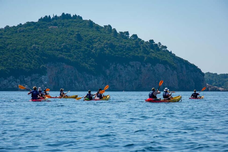 Dubrovnik: 2- or 3-Hour Morning Sea Kayaking & Snorkel Tour - Why seeing Dubrovnik from a kayak changes the city