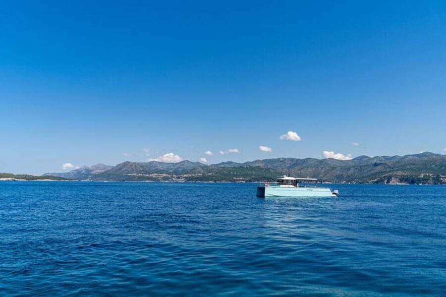 Dubrovnik: Blue Cave Catamaran Tour with Drinks and Snorkel - Key points at a glance