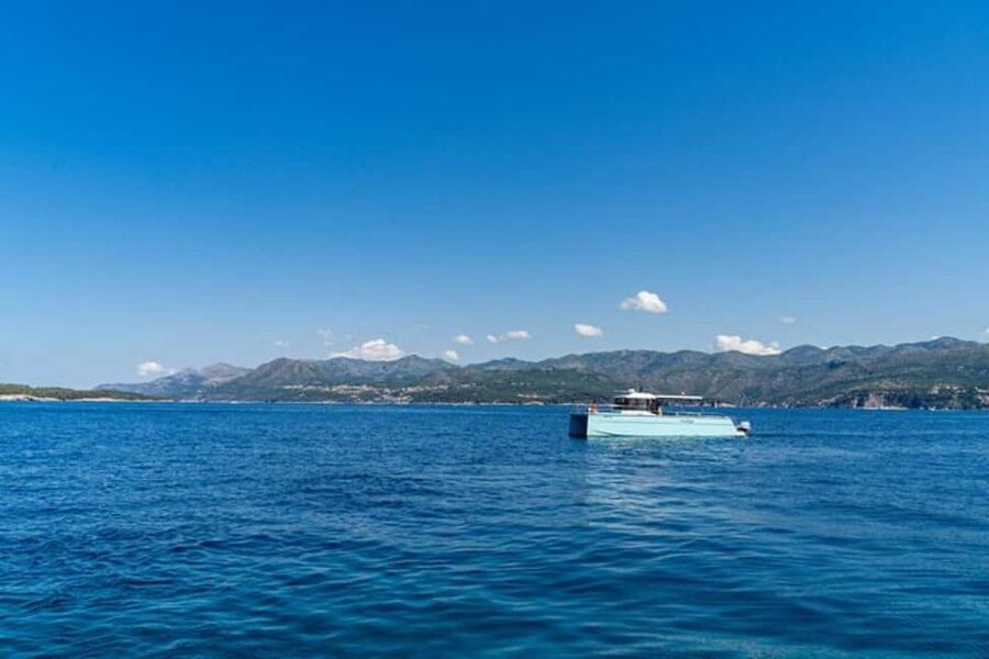 Dubrovnik: Blue Cave Catamaran Tour with Drinks and Snorkel - Green Cave on Koločep Island