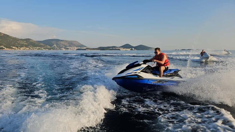 Dubrovnik: Jet Ski Rental with Snorkelling Equipment - One hour: a fast taste of the coast