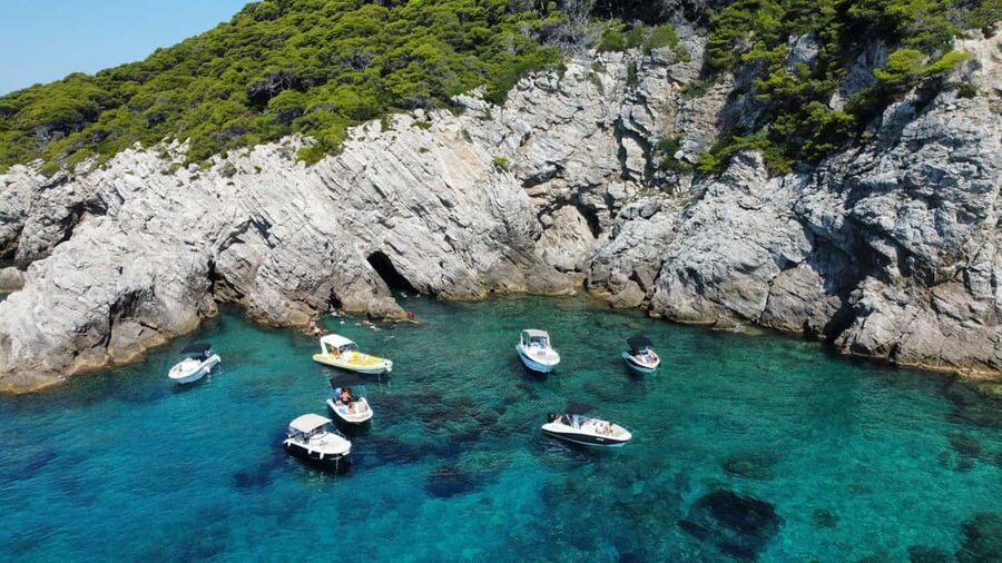 Dubrovnik (Marina Frapa): 7 Caves Tour (4h) + Drinks&Snorkel - Grebeni Lighthouse and the first coastal views