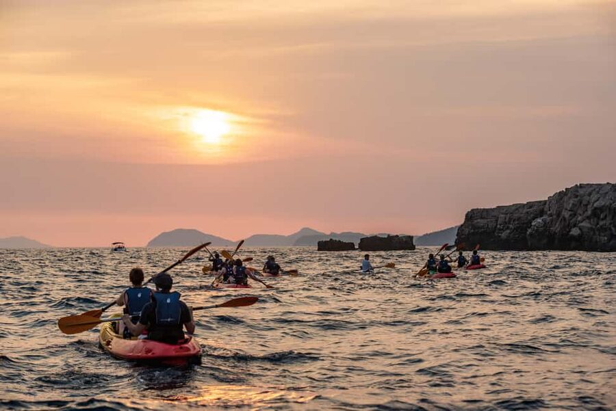 Dubrovnik: Sunset Kayaking and Snorkeling Tour - Choosing between the 2-hour and 3-hour routes