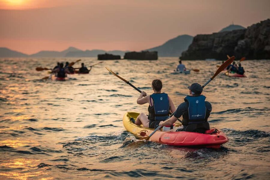 Dubrovnik: Sunset Kayaking and Snorkeling Tour - The Old Port and the first coastal views